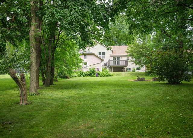 Property at 301 Lincoln Ave, Reeseville, WI 53579, 3 beds, 3 baths