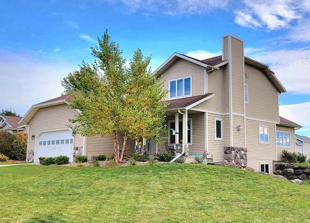 Property at 918 Fly Wheel Cir, Deforest, WI 53532, 4 beds, 3.5 baths