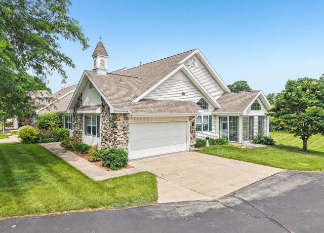 Property at 5682 Steeplechase Dr, Waunakee, WI 53597, 2 beds, 2 baths