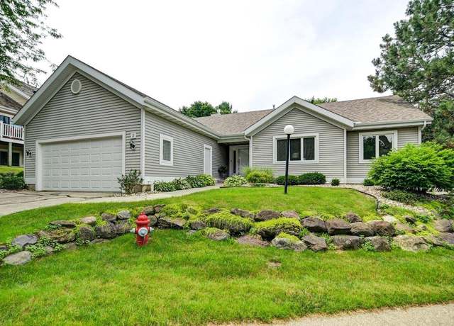 Property at 2 Quail Ridge Dr, Madison, WI 53717, 3 beds, 2.5 baths