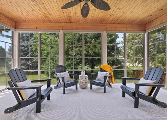 Property at 980 Norridge Dr, Sun Prairie, WI 53590, 3 beds, 3 baths