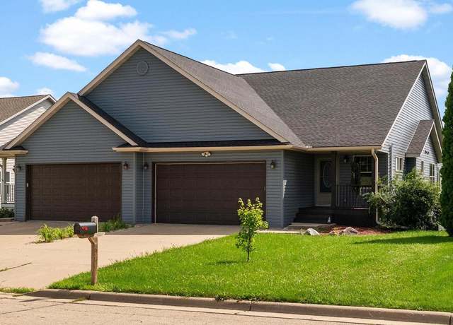 Property at 637 Garfield Ave, Evansville, WI 53536, 3 beds, 3 baths