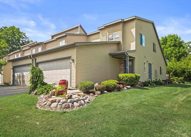 Property at 541 Knightsbridge Rd, Waunakee, WI 53597, 2 beds, 2.5 baths