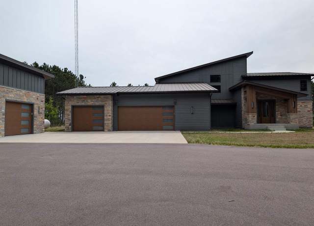 Property at N13828 Halls Point Rd, Necedah, WI 54646, 4 beds, 4.5 baths