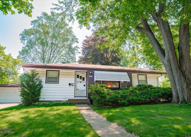 Property at 4225 School Rd, Madison, WI 53704, 2 beds, 1.5 baths