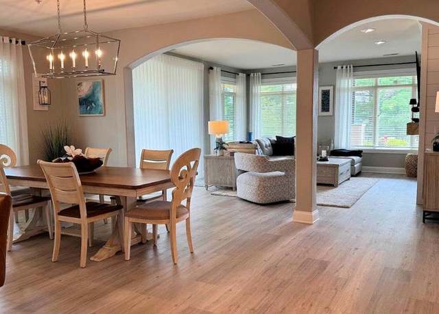 Property at 650 E Hiawatha Dr #306, Wisconsin Dells, WI 53965, 3 beds, 2 baths