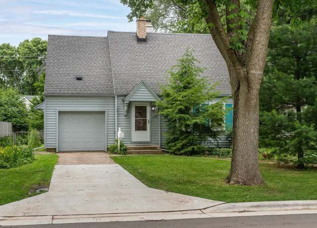 Property at 4234 Doncaster Dr, Madison, WI 53711, 2 beds, 1 bath