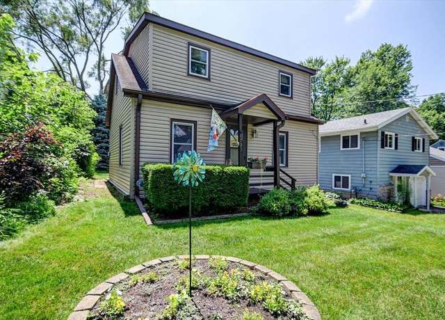 Property at 1733 Heath Ave, Madison, WI 53704, 3 beds, 1.5 baths