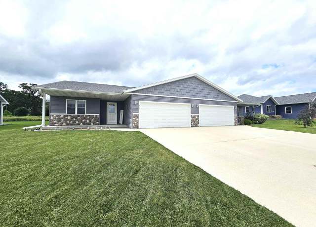 Property at 812 Taft Ln, Waupun, WI 53963, 2 beds, 2 baths