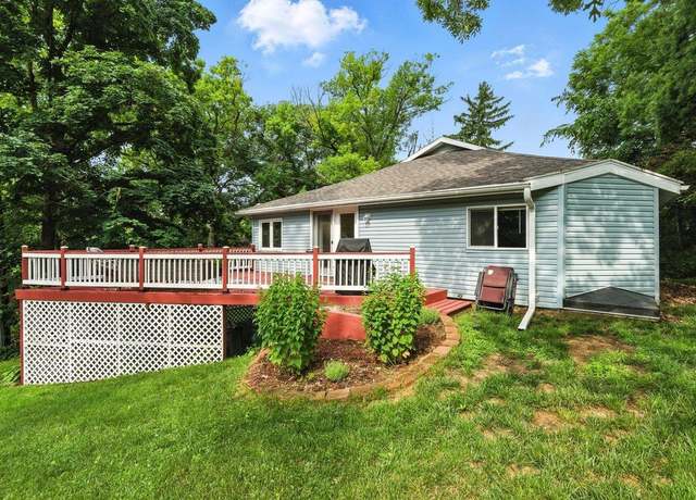 Property at W9354 Oakland Rd, Cambridge, WI 53523, 4 beds, 2 baths