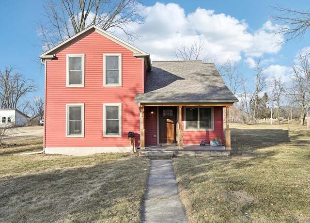 Property at 332 E Main St, Evansville, WI 53536, 2 beds, 2 baths