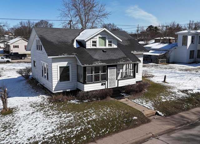Property at 813 Main St, Black River Falls, WI 54615, 4 beds, 1.5 baths