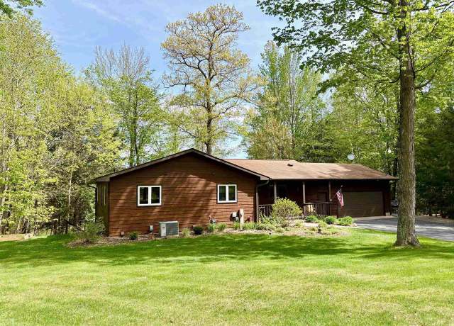 Property at 7002 Wildwood Ln, Rhinelander, WI 54501, 4 beds, 2.5 baths