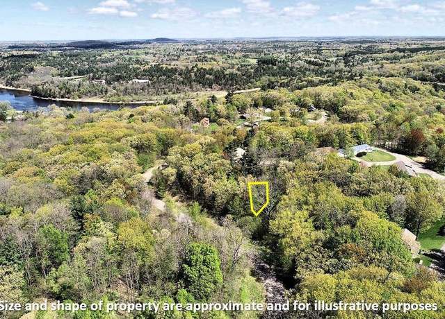 Property at 31 Eagles Nest, Baraboo, WI 53913