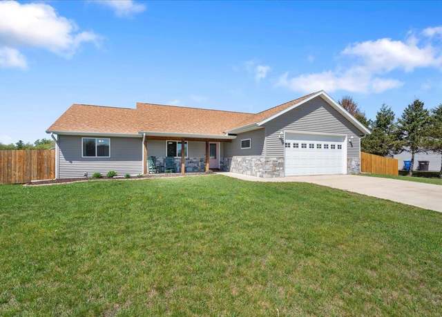 Property at 309 Dalogasa Dr, Arena, WI 53503, 4 beds, 2 baths