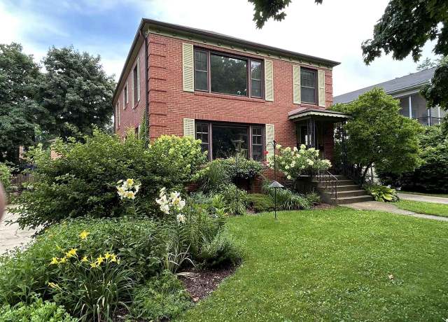 Property at 2908 Arbor Dr, Madison, WI 53711, 2 beds, 1 bath