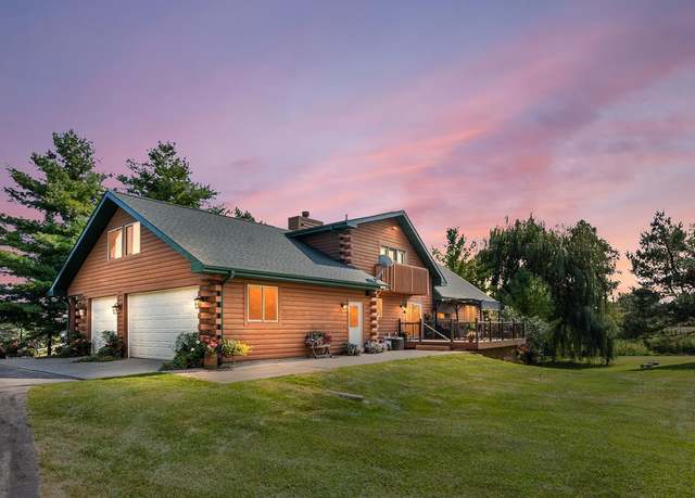Property at N6192 Prairieview Rd, Fond Du Lac, WI 54937, 5 beds, 3.5 baths