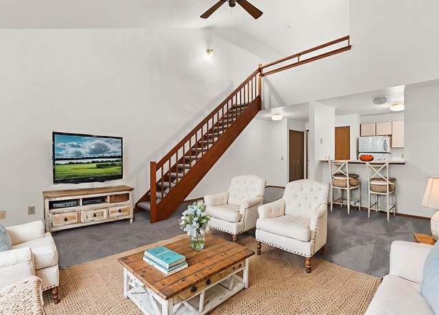 Property at 1010 N Sunnyvale Ln Unit I, Madison, WI 53713, 1 bed, 1 bath