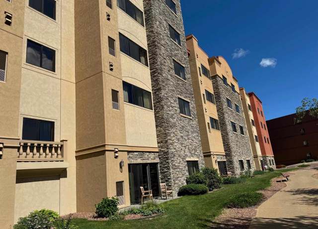 Property at 2411 River Rd #2118, Wisconsin Dells, WI 53965, 2 beds, 2 baths