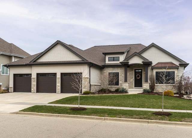 Property at 1107 Ireland Dr, Waunakee, WI 53597, 4 beds, 3.5 baths