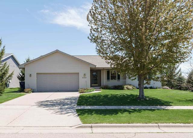 Property at 4702 Glacier View Dr, Milton, WI 53563, 3 beds, 2 baths