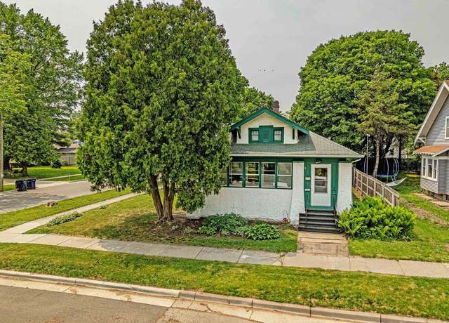 Property at 603 Eisenhower Ave, Janesville, WI 53545, 2 beds, 1 bath