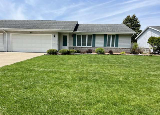 Property at 1405 Dayton Dr, Janesville, WI 53546, 2 beds, 2 baths