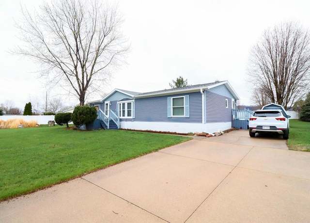 Property at 95 Julie Ln, Holmen, WI 54636, 3 beds, 2 baths