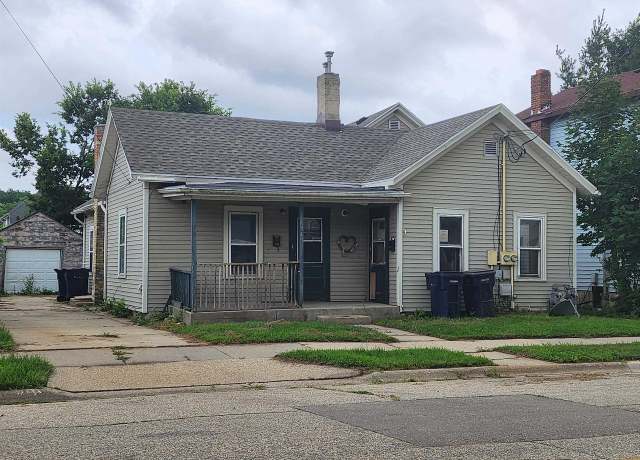 Property at 543 S Franklin St, Janesville, WI 53548, 3 beds, 2 baths