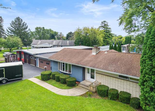 Property at 4721 Femrite Dr, Madison, WI 53716, 2 beds, 2.5 baths
