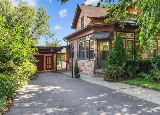 Property at 414 W Edgewater St, Portage, WI 53901, 3 beds, 2.5 baths