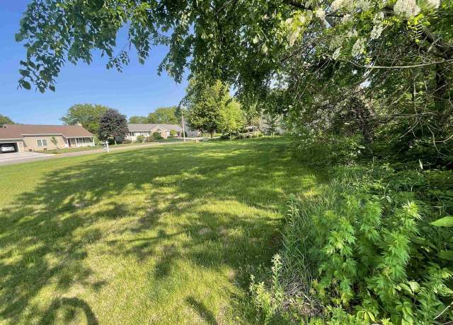 Property at 714 Lichte Dr, Mazomanie, WI 54106