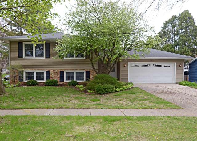 Property at 2325 Stuart Ct, Madison, WI 53704, 5 beds, 2 baths