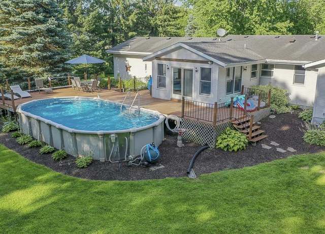 Property at 4601 N Coquette Dr, Janesville, WI 53546, 3 beds, 3.5 baths