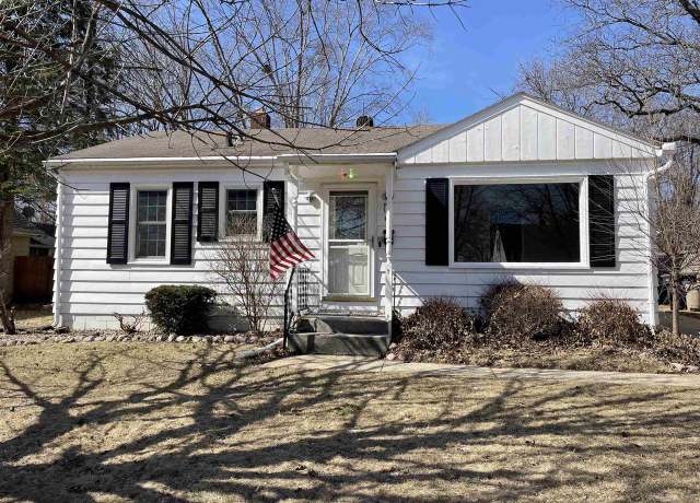 Property at 1512 Lincoln Hts, Beloit, WI 53511, 3 beds, 2 baths