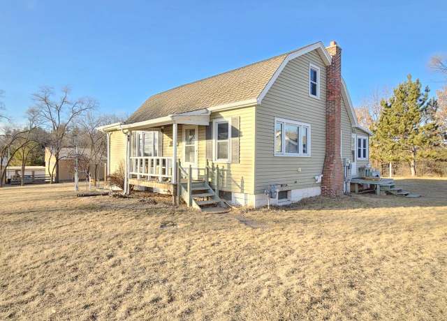 Property at 142 W Woody Dr, Tomah, WI 54660, 3 beds, 1 bath