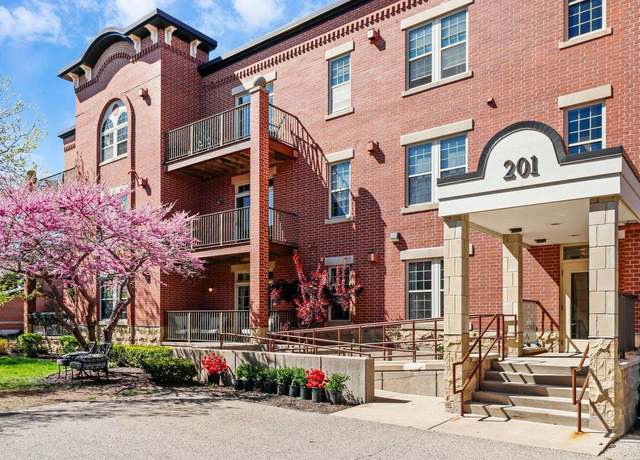Property at 201 E Lane St #103, Sun Prairie, WI 53590, 1 bed, 1.5 baths