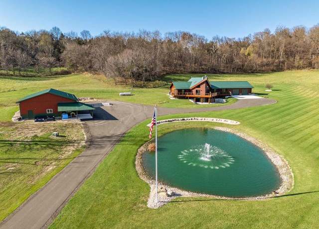 Property at E7498 Mill Rd, Spring Green, WI 53588, 6 beds, 3.5 baths