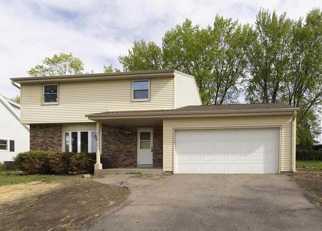 Property at 2620 Elizabeth St, Janesville, WI 53548, 3 beds, 2.5 baths