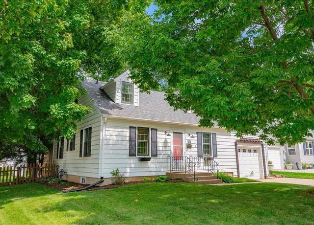 Property at 102 Maple St, Sun Prairie, WI 53590, 3 beds, 1 bath