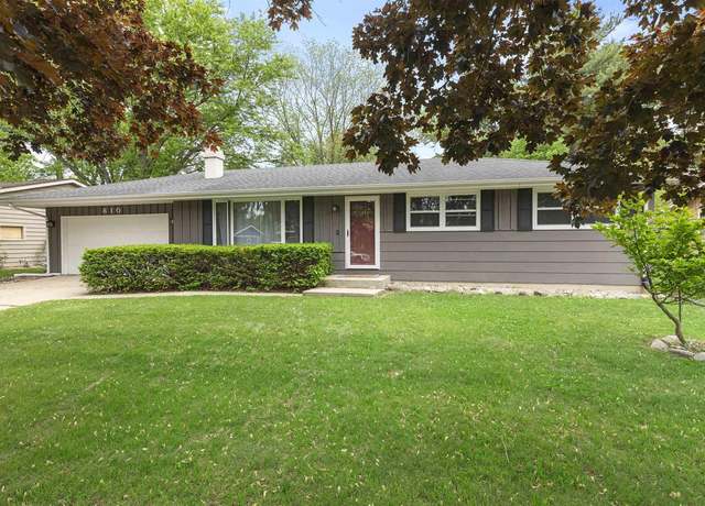 Property at 810 Suffolk Dr, Janesville, WI 53546, 3 beds, 2 baths