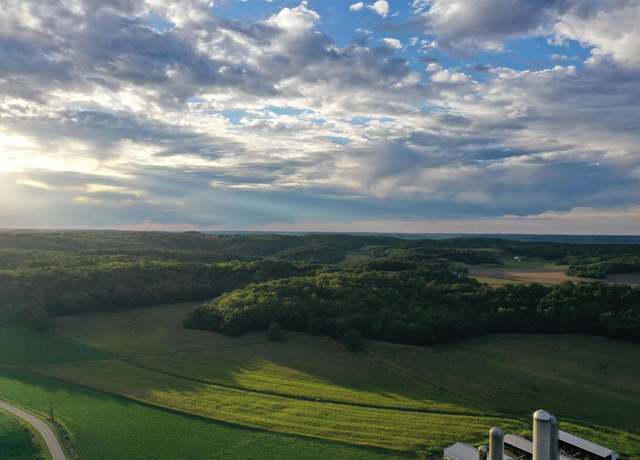 Property at 104 M/L ac Fesenfeld Rd, Black Earth, WI 53515