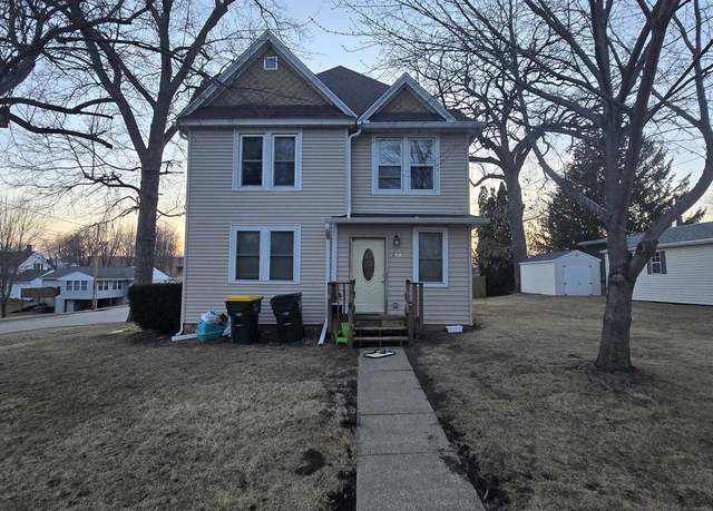 Property at 208 Polk St, Lancaster, WI 53813, 5 beds, 2 baths