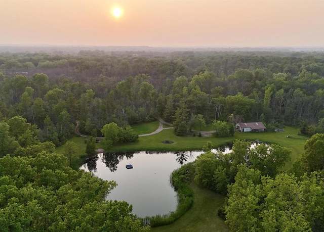 Property at 5450 N Gillett St, Appleton, WI 54913