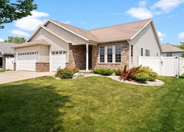 Property at 4017 Sandhill Dr, Janesville, WI 53546, 4 beds, 3 baths