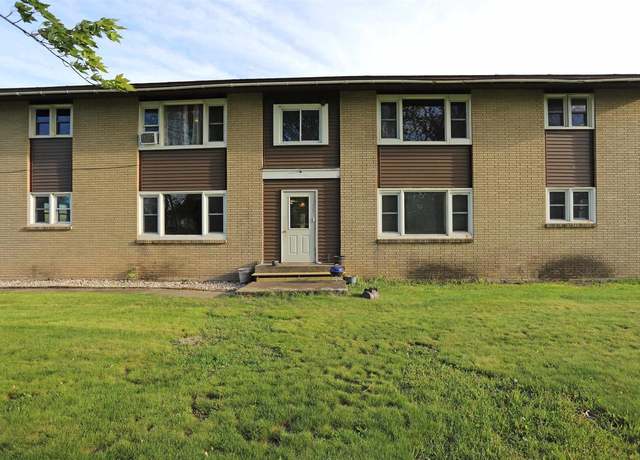 Property at 425 S Forest St, New Lisbon, WI 53950, 8 beds, 4 baths