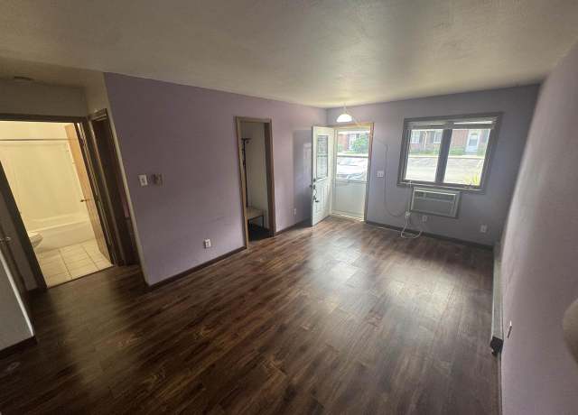 Property at 805 Kottke Dr, Madison, WI 53719, 1 bed, 1 bath