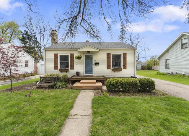 Property at 4269 Doncaster Dr, Madison, WI 53711, 3 beds, 2 baths