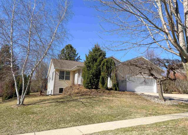 Property at 616 Lucky Trl, Mount Horeb, WI 53572, 4 beds, 3 baths