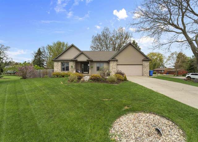 Property at 3767 North Point Rd, Middleton, WI 53562, 4 beds, 3 baths
